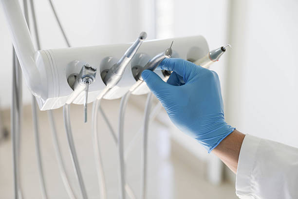 Professional Emergency Dentist technician working in Warrenton, GA